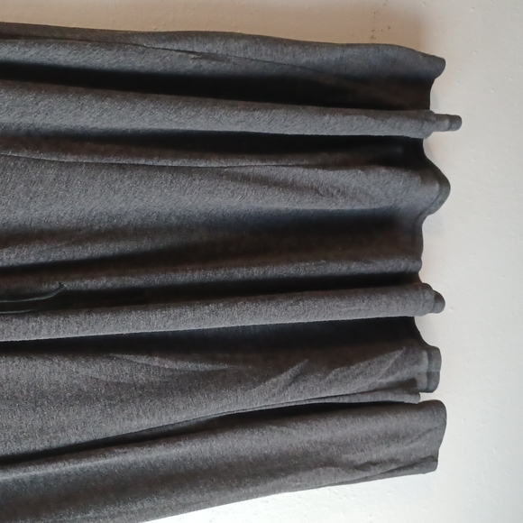 NWT Umgee Gray/Black Top Size S - Picture 6 of 7